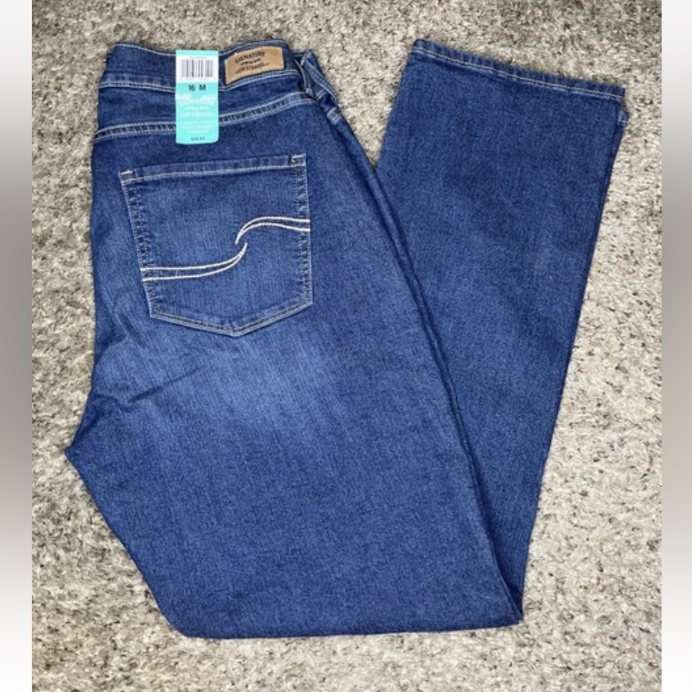 Women’s Jeans Size 16 Levi’s Signature Curvy Straight Medium Stretch Denim NWT